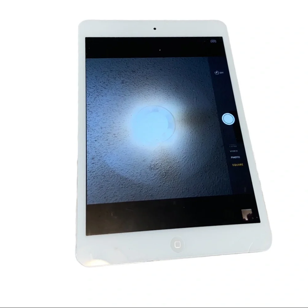 Apple IPad 12GB 1st generation